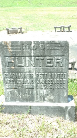 Clara Hunter 04-1919 and Pete Hunter 01-28-1898 - 08-05-1939